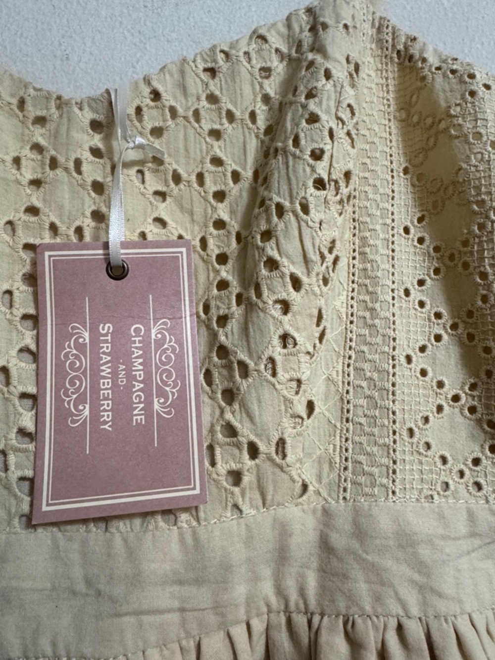 CHAMPAGNE & STRAWBERRY Spaghetti Strap Eyelet Lace Kids Dress in Cream Size M NW - Picture 5 of 7